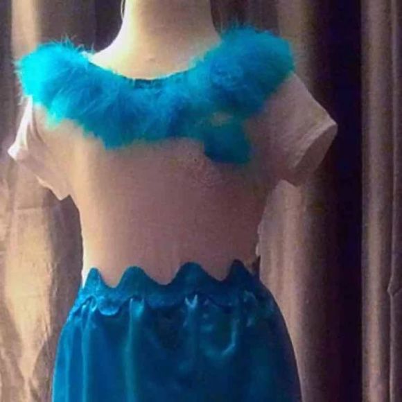 New Custom made outfit size 7-8